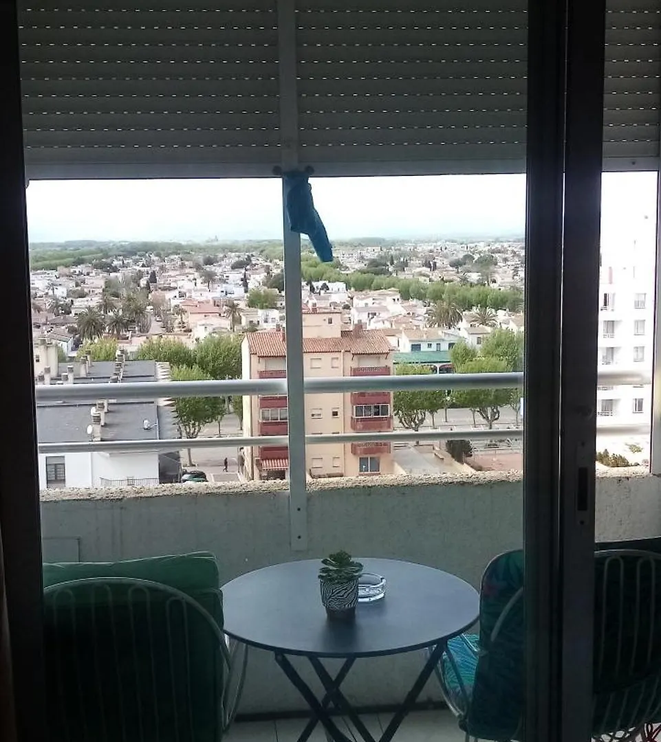 A Perte De Vue Apartment Empuriabrava Spain